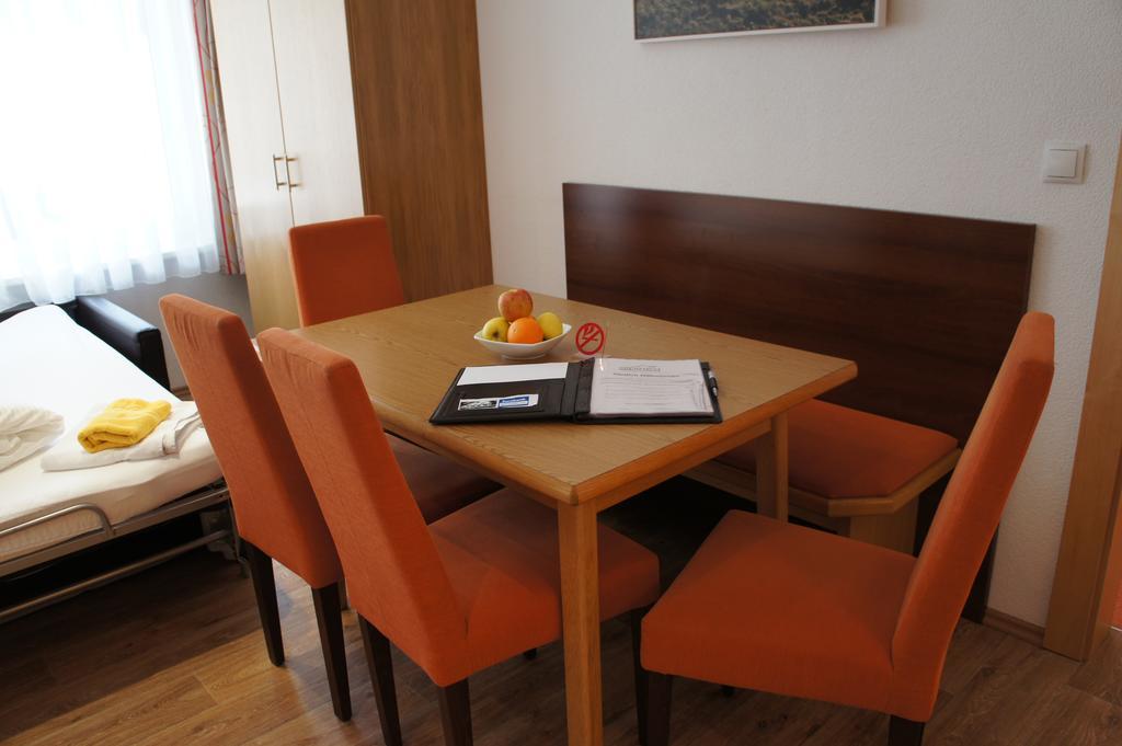 Alpinea Appartements Ischgl Exterior photo